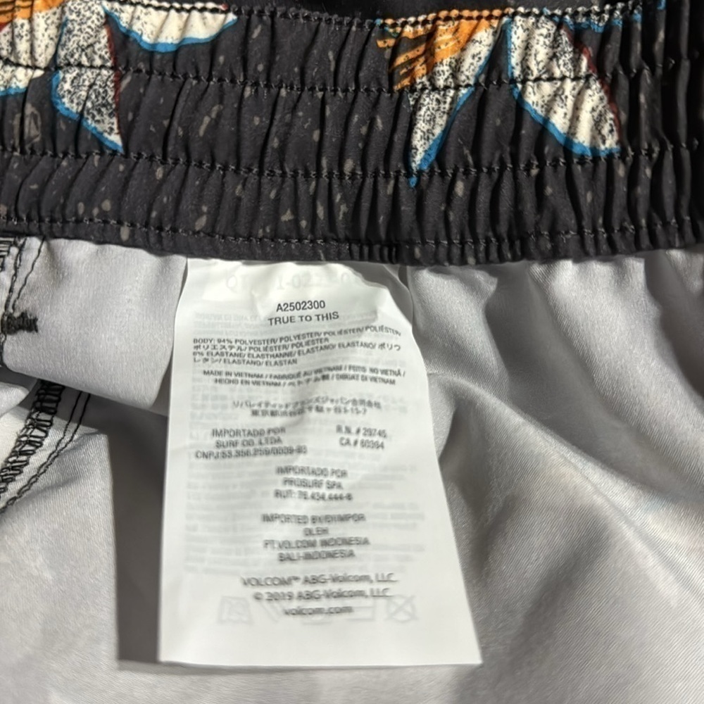 Volcom Manic Trunk 17 Men's Gray Floral Swim Trunks Size Extra Extra Large NWT - Picture 7 of 9
